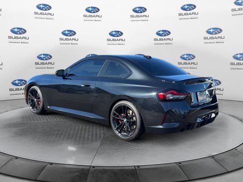 Used 2024 BMW 230i Coupe w/ Premium Package RWD image 4