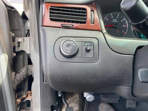 Used 2008 Chevrolet Impala LT image 34