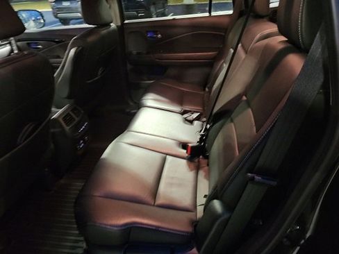 Used 2016 Honda Pilot Touring image 13