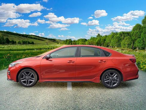 Used 2020 Kia Forte GT-Line FWD image 3