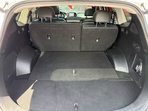 Used 2019 Hyundai Santa Fe Limited FWD image 19