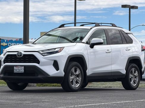 Used 2023 Toyota RAV4 XLE w/ Convenience Package FWD image 10