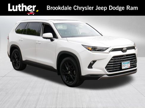 Used 2025 Toyota Grand Highlander AWD Hybrid image 1