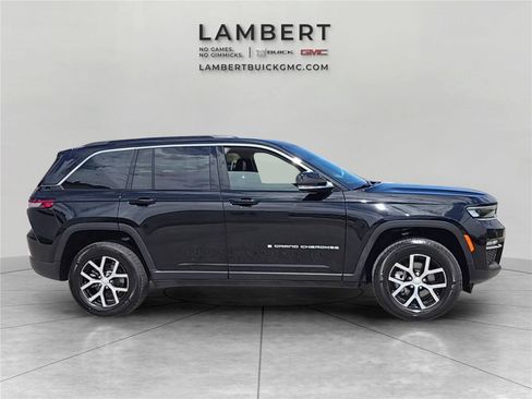 Used 2025 Jeep Grand Cherokee Limited w/ Trailer Tow Package AWD/4WD image 4