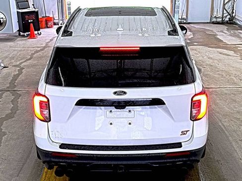 Used 2020 Ford Explorer ST w/ Premium Technology Package AWD/4WD image 4