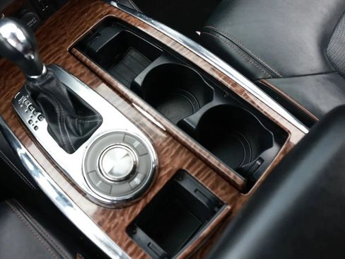Used 2019 Nissan Armada Platinum w/ Captain's Chairs Package RWD image 43