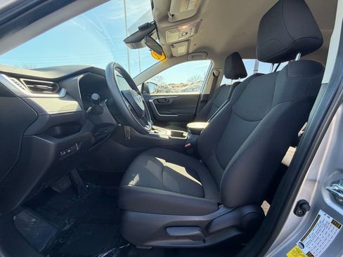 Used 2025 Toyota RAV4 LE image 20