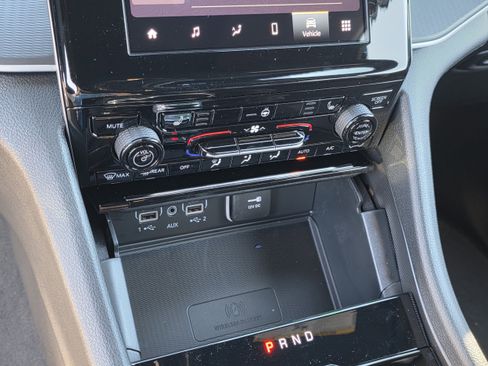 New 2025 Jeep Grand Cherokee L Altitude image 22