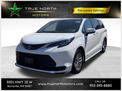 Used 2021 Toyota Sienna LE