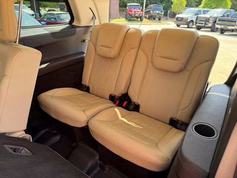 Used 2017 Mercedes-Benz GLS 450 4MATIC image 30