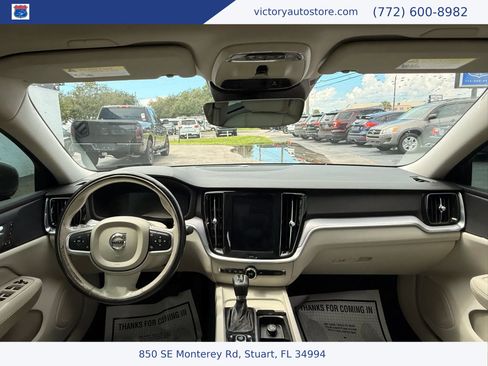 Used 2019 Volvo S60 T5 Momentum w/ Premium Package FWD image 3