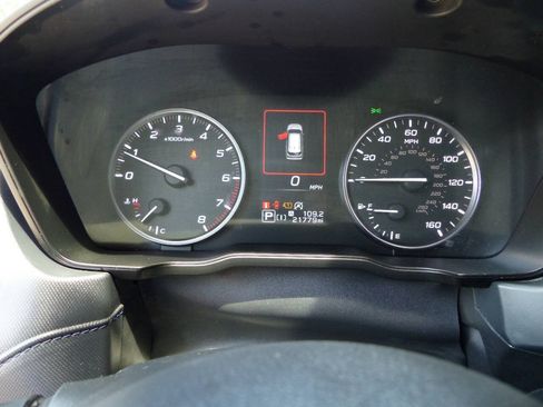 Used 2025 Subaru Forester Premium w/ Convenience Package #1 AWD/4WD image 28