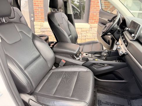 Used 2020 Kia Telluride S w/ S 8 Passenger Seating Package FWD image 13