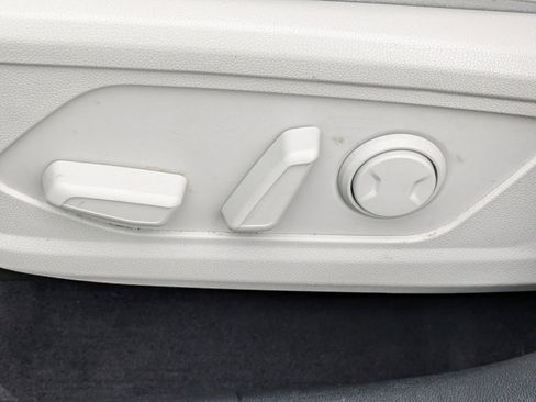 Certified 2021 Kia Sorento SX FWD image 18