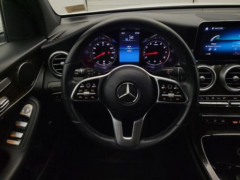 Used 2021 Mercedes-Benz GLC 300 image 22