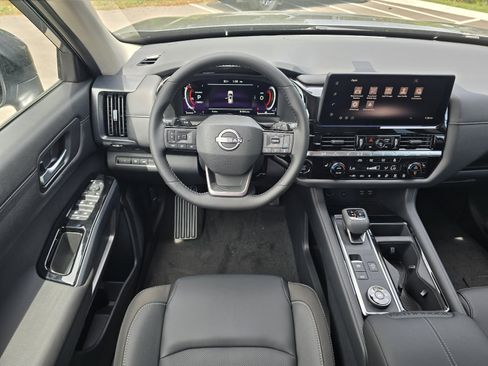 New 2026 Nissan Pathfinder SL AWD/4WD image 14