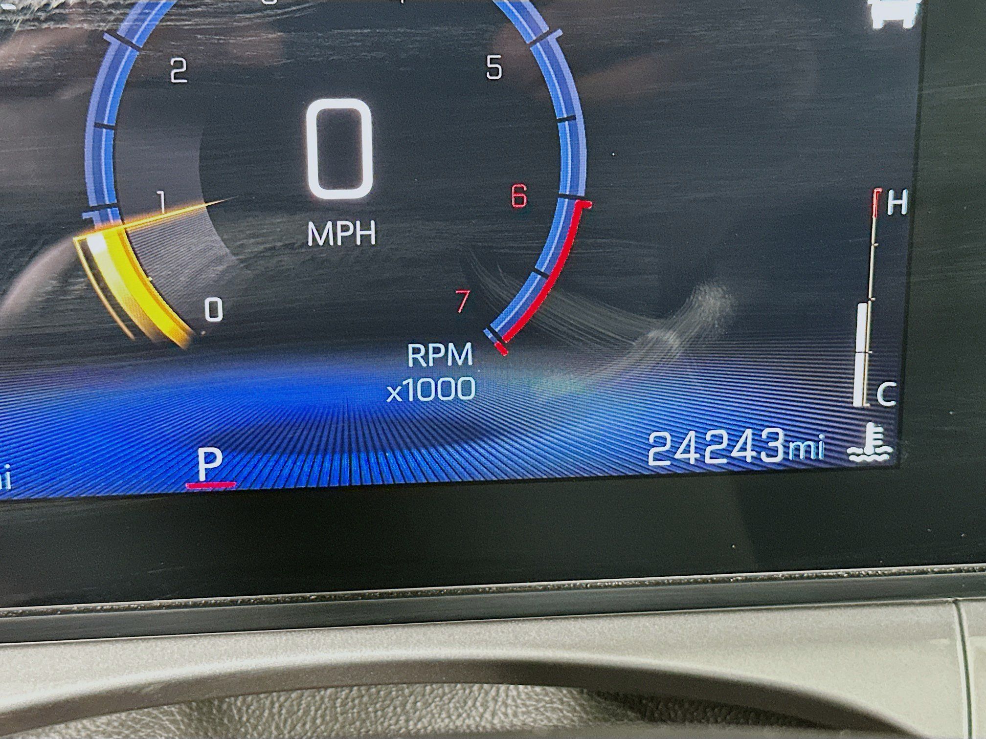 Used 2025 Chevrolet Trax LT FWD image 19