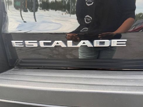 Used 2016 Cadillac Escalade Premium AWD/4WD image 26