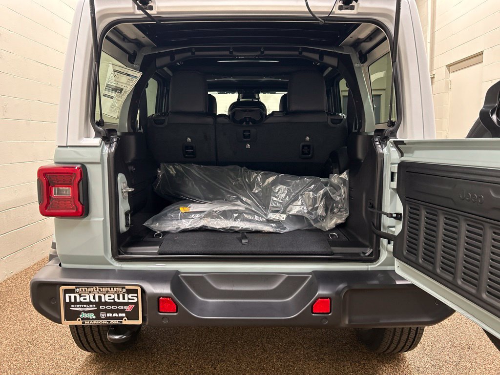 New 2027 Jeep Wrangler Unlimited Sahara AWD/4WD image 13