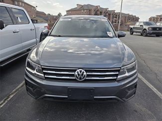 Used 2021 Volkswagen Tiguan SE video 2
