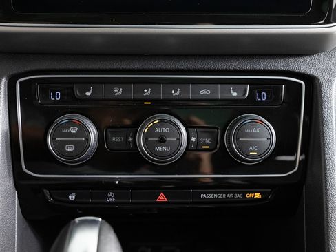 Used 2019 Volkswagen Atlas SEL R-Line AWD/4WD image 39
