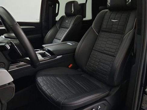 Certified 2025 Cadillac Escalade V image 14