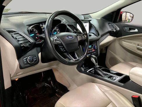 Used 2019 Ford Escape SEL AWD/4WD image 18