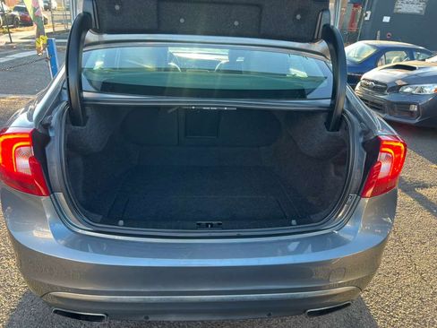 Used 2017 Volvo S60 T5 Inscription w/ Convenience Package image 38