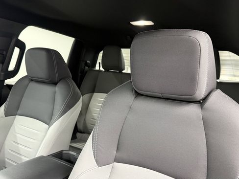 Used 2025 Toyota Tacoma TRD Off-Road image 18