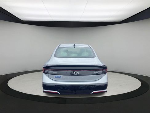 Used 2025 Hyundai Sonata SEL FWD image 7