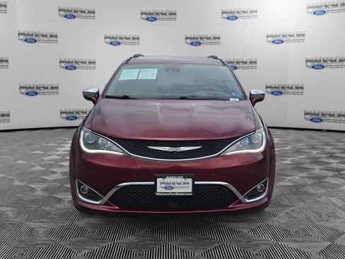 Used 2017 Chrysler Pacifica Limited FWD image 8