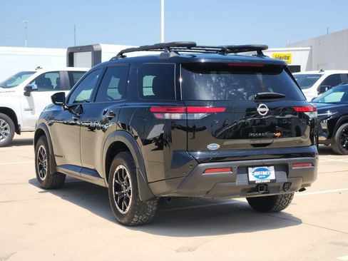 Used 2025 Nissan Pathfinder Rock Creek AWD/4WD image 5