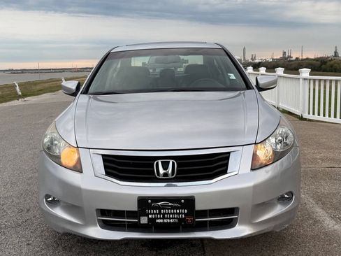 Used 2009 Honda Accord EX-L image 2