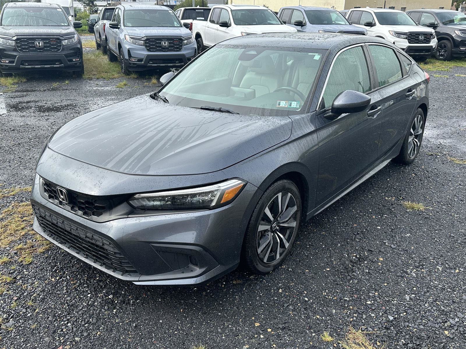 Used 2024 Honda Civic EX-L image 4