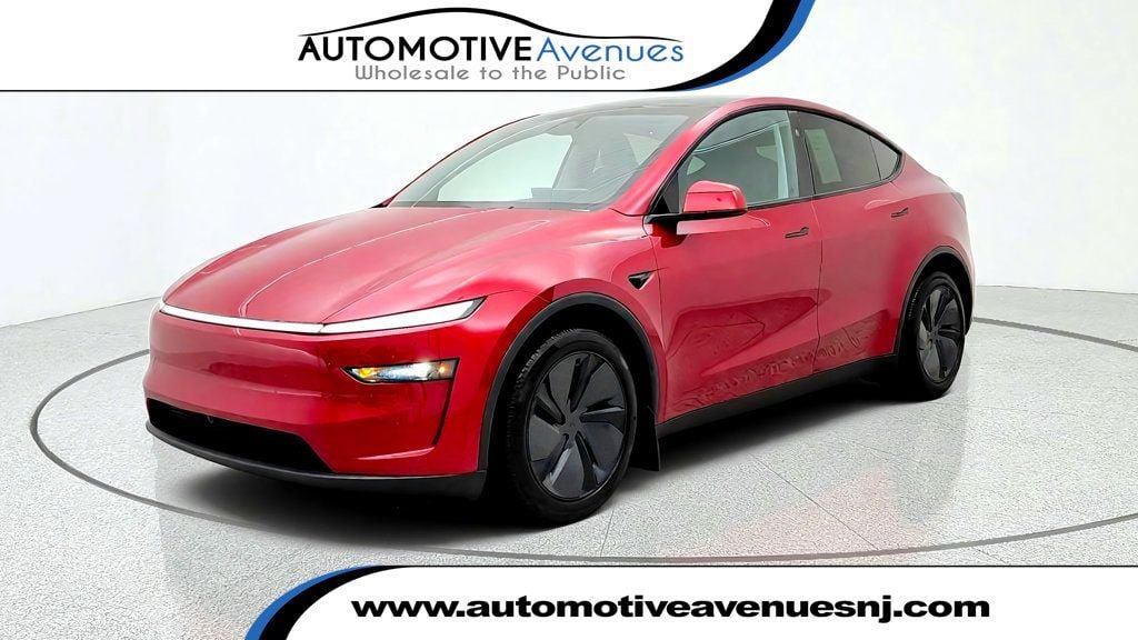 Used 2026 Tesla Model Y Long Range AWD/4WD image 1