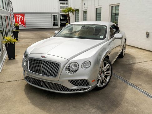 Used 2017 Bentley Continental GT AWD/4WD image 3