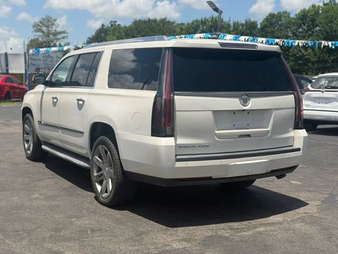 Used 2015 Cadillac Escalade ESV Luxury RWD image 8