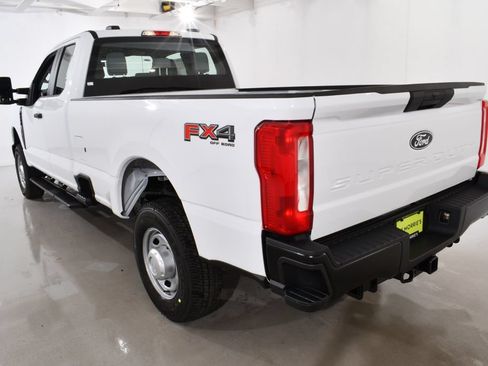 New 2027 Ford F250 XL w/ FX4 Off-Road Package AWD/4WD image 15