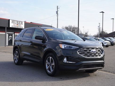 Used 2022 Ford Edge SEL w/ Convenience Package AWD/4WD image 9