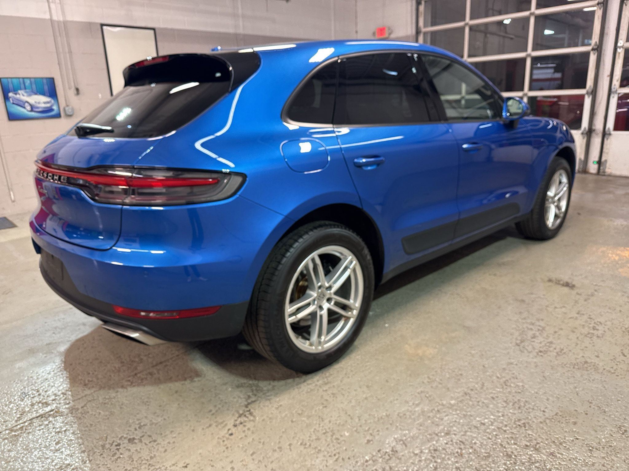 Used 2020 Porsche Macan AWD/4WD image 8
