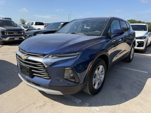Used 2022 Chevrolet Blazer LT FWD image 1