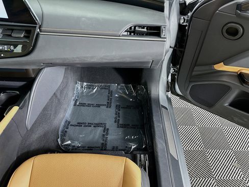 Certified 2025 Lexus ES 350 image 33