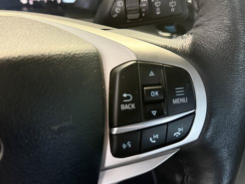 Used 2022 Ford Explorer XLT w/ Equipment Group 202A AWD/4WD image 20