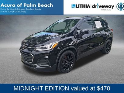 Used 2022 Chevrolet Trax LT w/ Midnight Edition