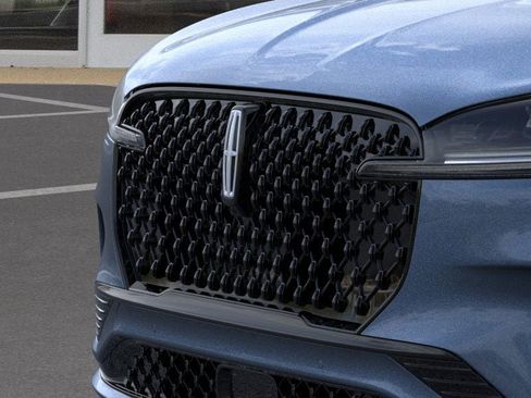 New 2025 Lincoln Aviator Reserve w/ Equipment Group 201A image 17