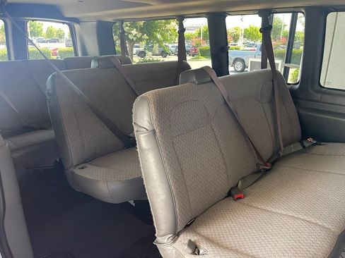 Used 2024 Chevrolet Express 3500 LT w/ LT Preferred Equipment Group RWD image 12