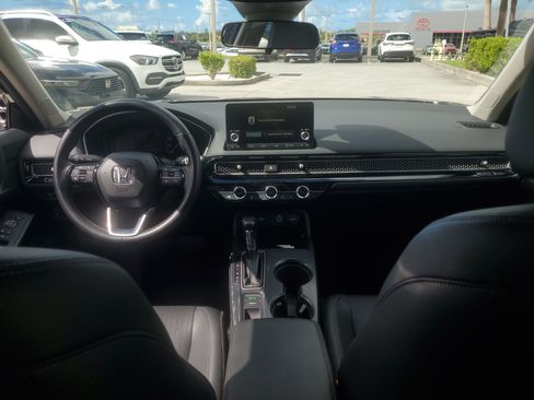 Used 2023 Honda Civic EX-L image 16
