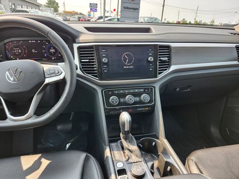 Certified 2023 Volkswagen Atlas SE w/ Panoramic Sunroof Package image 31
