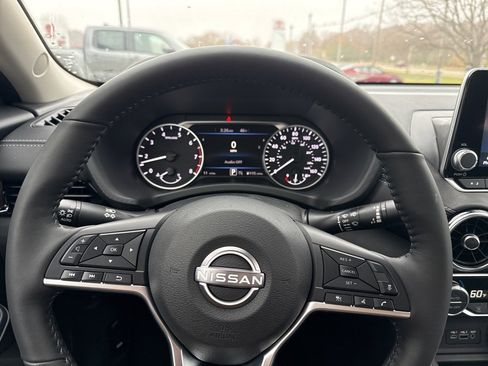 New 2025 Nissan Sentra SV image 12