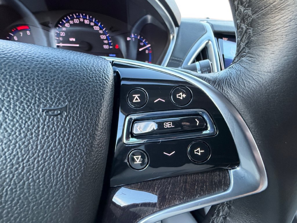 Used 2015 Cadillac SRX Luxury AWD/4WD image 24